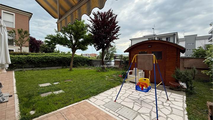 Trilocale con giardino privato a Bomporto