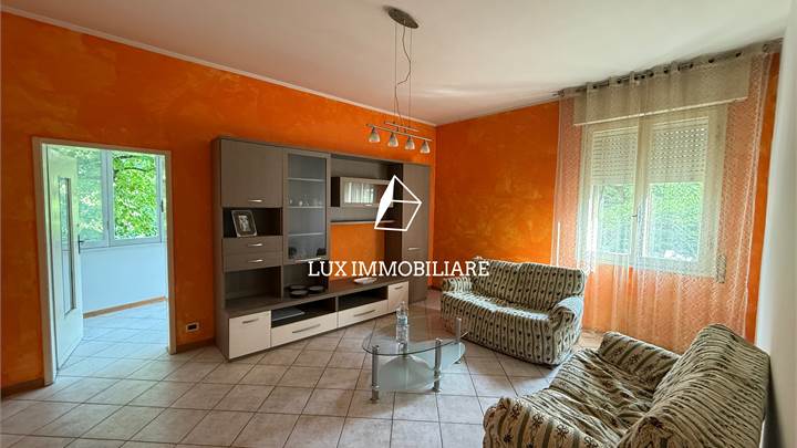 Appartamento con 3 camere ristrutturato a Modena