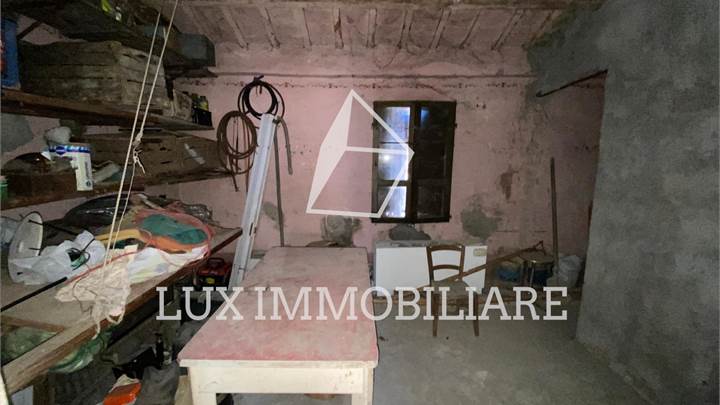 Villetta a schiera da ristrutturare