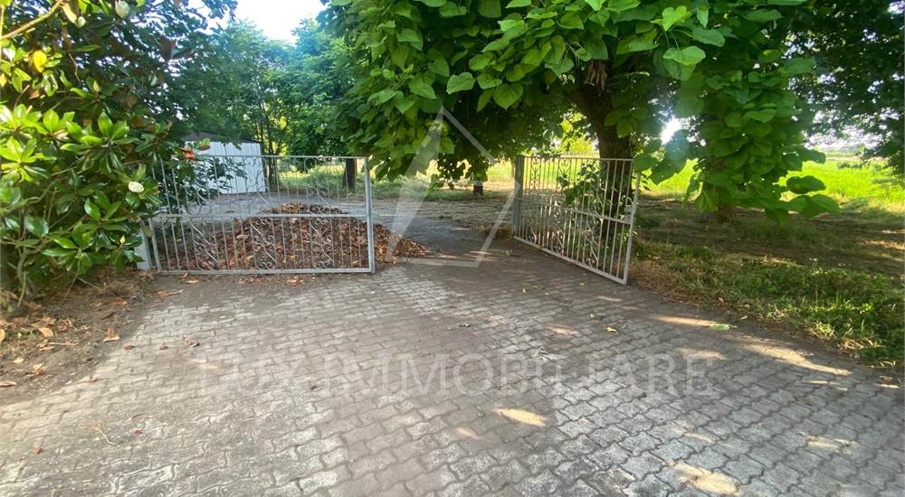 ingresso giardino