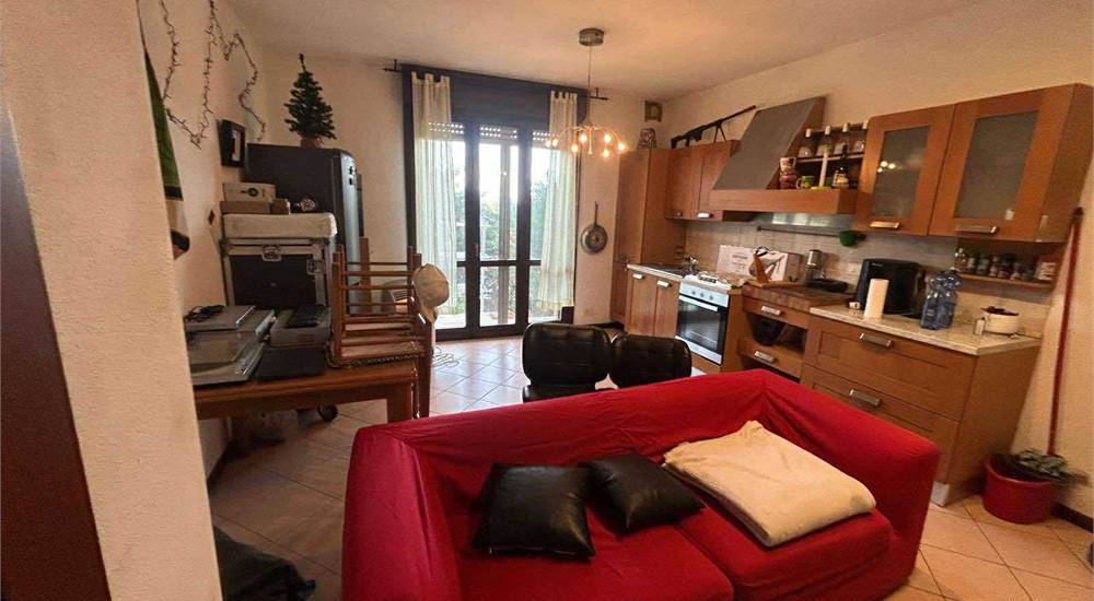 SOGGIORNO CON CUCINA A VISTA